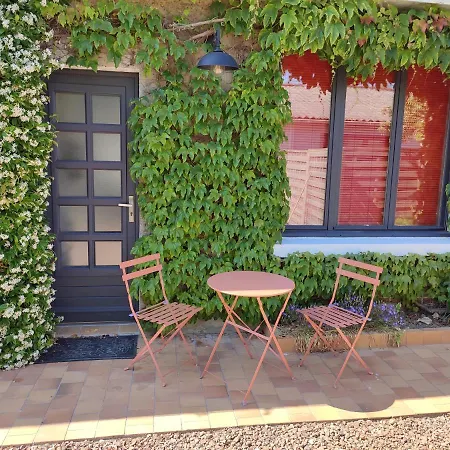 Les Karma Semesterbostad *